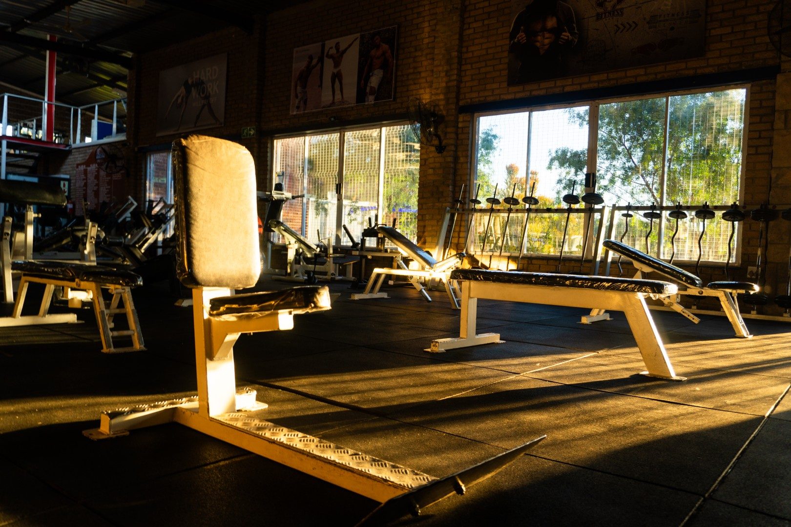 Gym member performing leg press at Oxigim